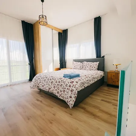 Four Seasons 2 Lofts By The Sea, Bogaz, Iskele *